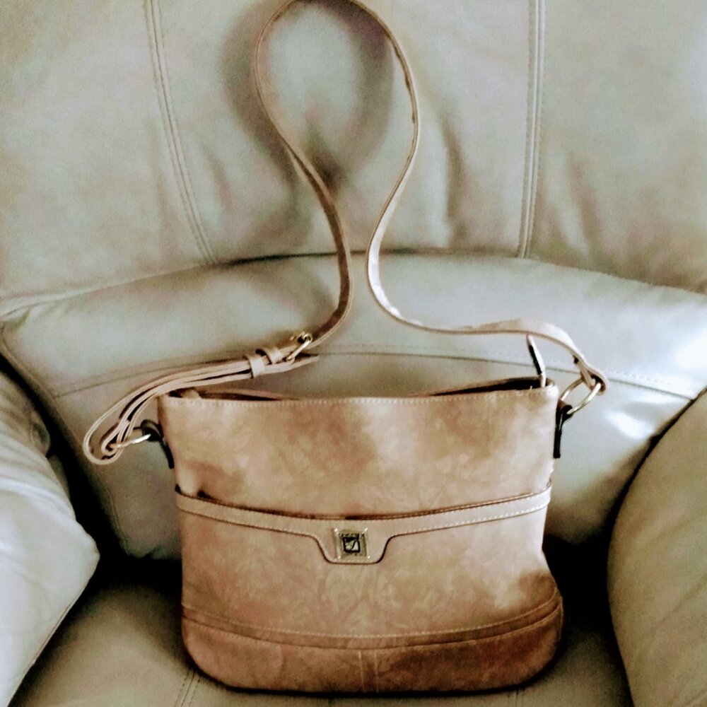 STONE MOUNTAIN WOMEN'S CROSSBODY HOBO SHOULDER BAG